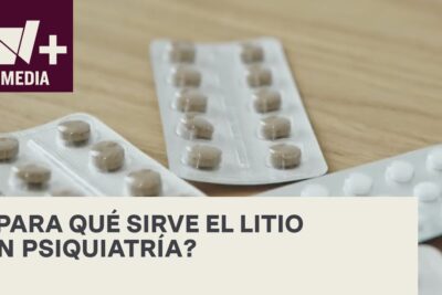 Blíster de pastillas sobre una mesa con texto que pregunta para qué sirve el litio en psiquiatría COfdjSgAt98