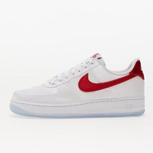Zapatilla blanca de perfil bajo con Swoosh rojo y suela Air visible air force 1 de nike historia y diseno esencial 2