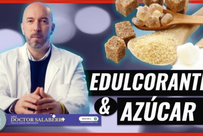 CIYFChRiTN8 profesional de salud con bata frente a distintas formas de azúcar y edulcorantes