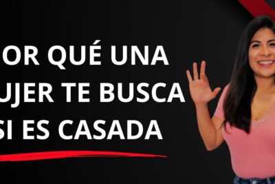 Miniatura con texto grande 'Por qué una mujer te busca si es casada' y una mujer sonriente que saluda, descubre el intrigante significado de coquette y sus secretos.