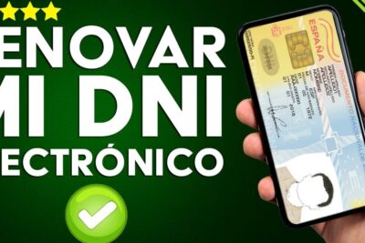 Mano mostrando un móvil con un DNI electrónico sobre fondo con texto para renovar DNI vencido