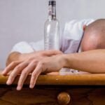 ¿Es peligroso combinar paracetamol y alcohol en la sangre? Descubre la verdad aquí