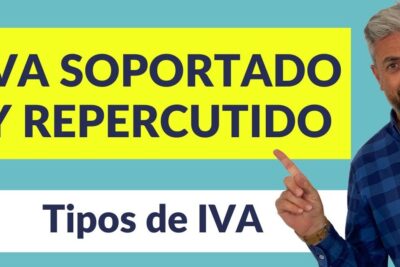 Cartel informativo con texto sobre iva soportado y repercutido mientras un hombre señala la información