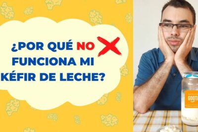 Hombre pensativo junto a frasco con kéfir de leche y texto preguntando por qué no funciona el kefir acido