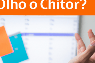 Calendario en pantalla con notas adhesivas y una mano gesticulando como recordatorio: me ha caducado office 365 que hacer