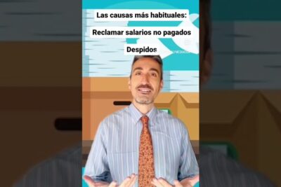 Hombre explicando causas de conflicto laboral y cómo presentarse conciliacion ante salarios no pagados y despidos.