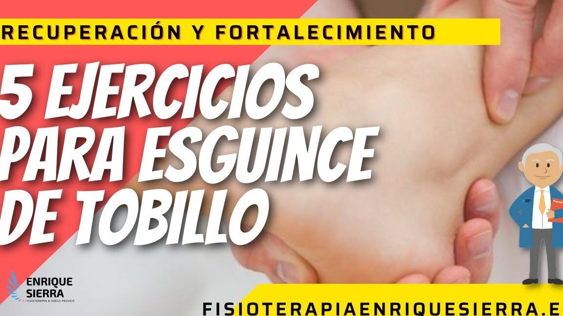 Mano sosteniendo tobillo para recuperación y guía que hacer en caso de esguince guia completa y efectiva 2